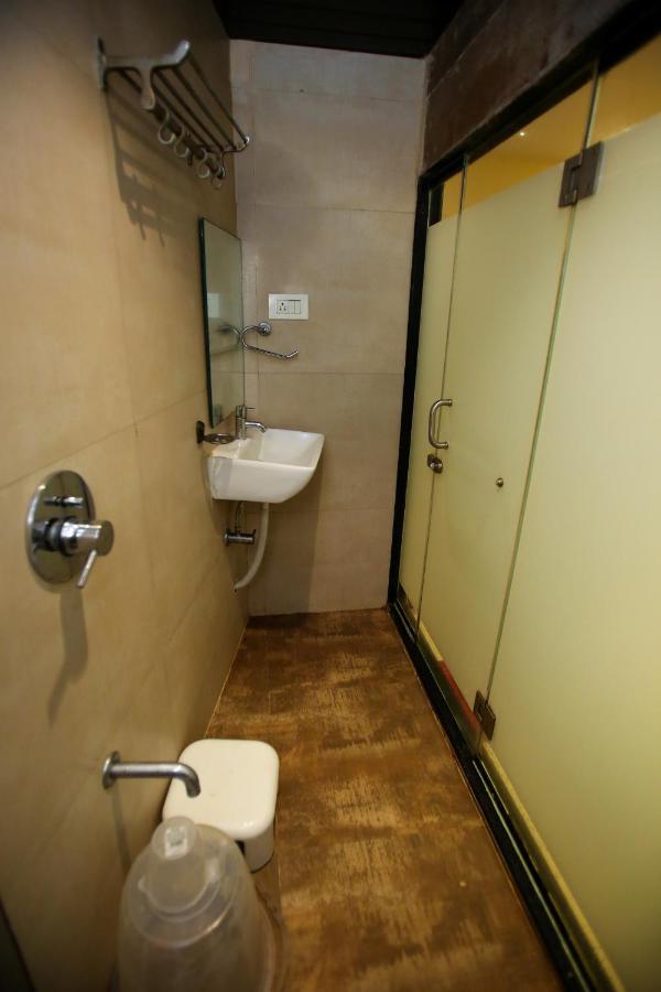 Garden Creek Residency - Near To Mumbai International Airport Hotel Exterior foto
